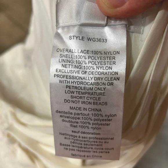 David’s Bridal Gown Wedding Dress Lace Corset Tulle Princess style size 2 ivory - Picture 11 of 16